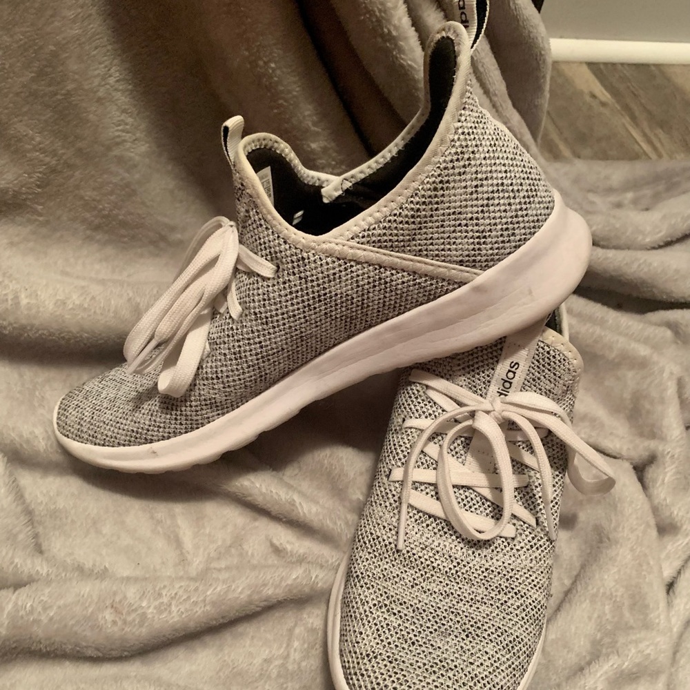 Adidas 9.5